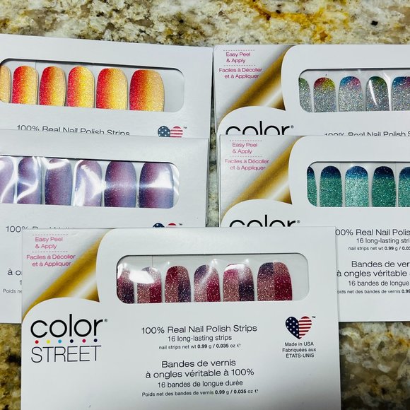 ColorStreet Bundle - Picture 1 of 11